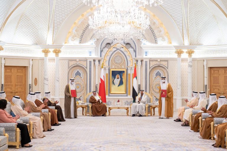 الإمارات والبحرين.. أعياد كونية تعزز علاقات أخوية