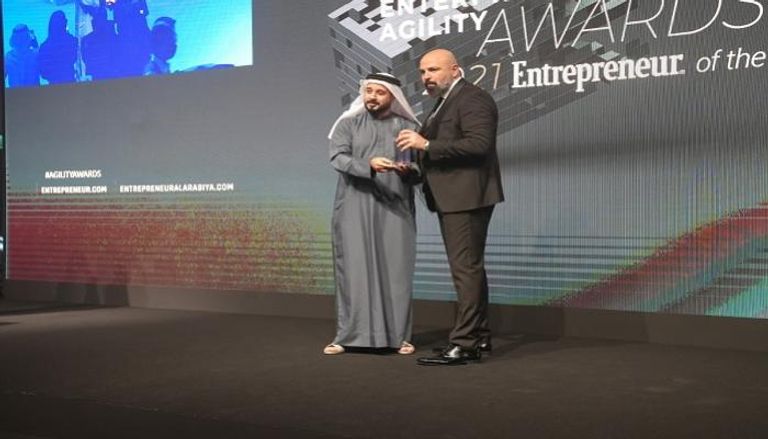 مصرف الإمارات للتنمية يفوز بجائزة أفضل ممكّن لبيئة الأعمال