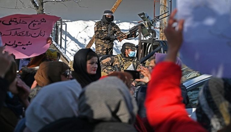 جانب من المظاهرة النسائية التي شهدتها كابول-أ.ف.ب