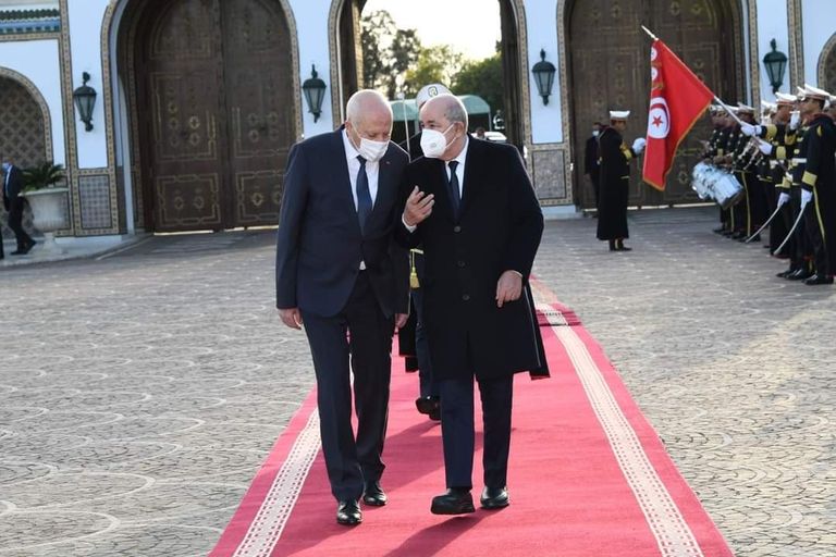 القمة الجزائرية التونسية مراسم استقبال الرئيس التونسي قيس سعيد لنظيره الجزائري عبد المجيد تبون