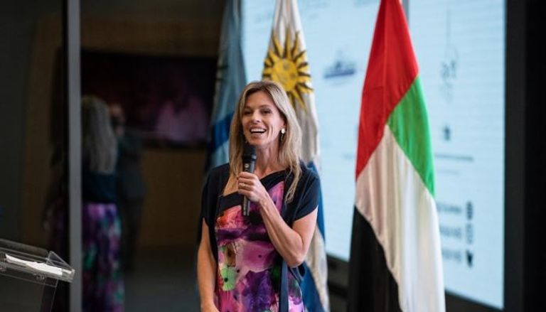 لورينا بونس دي ليون سيدة أوروجواي الأولى أثناء زيارتها إكسبو 2020 دبي