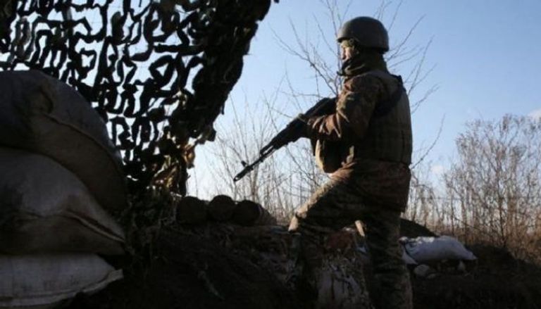 جندي على الحدود الأوكرانية- أرشيفية