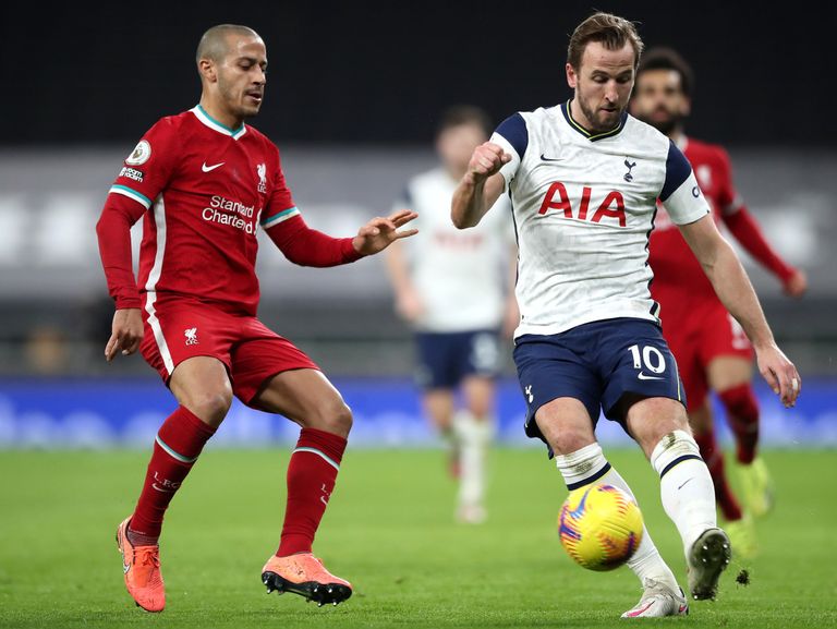 توتنهام وليفربول من مباراة سابقة
