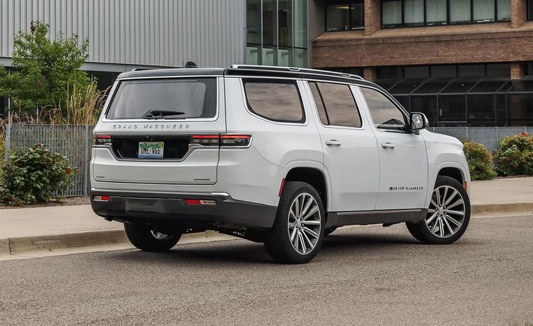 طراز Jeep Grand Wagoneer طراز Land Rover Range Rover