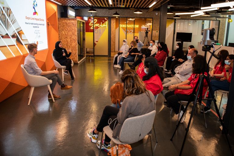 جانب من إحدى جلسات أسبوع المعرفة في إكسبو 2020 دبي