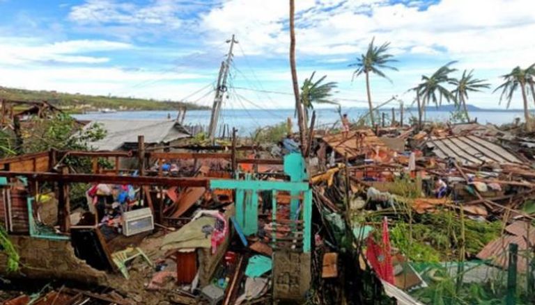 آثار دمار إعصار راي في الفلبين 