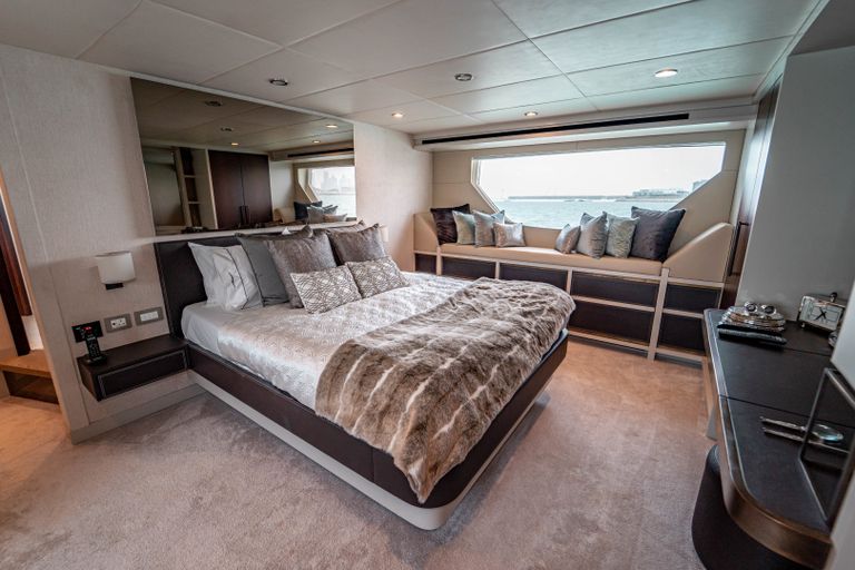 دبي تعزّز مكانتها كعاصمة عالمية لليخوت الفاخرة والسياحة البحرية