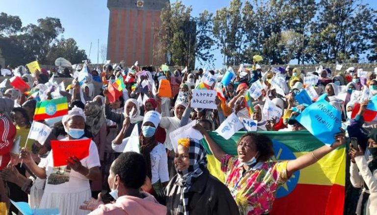 نساء أديس أبابا خلال الوقفة الاحتجاجية