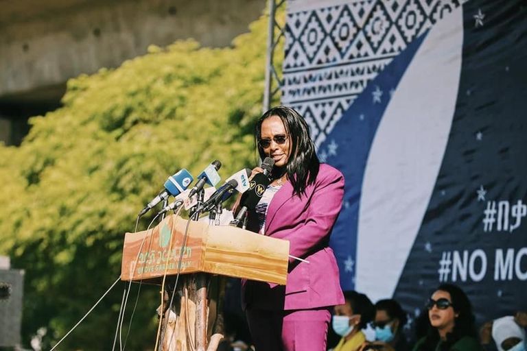 نساء أديس أبابا خلال الوقفة الاحتجاجية