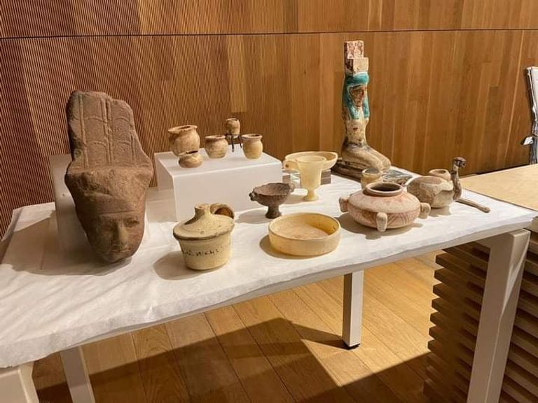 جزء من الآثار المستردة