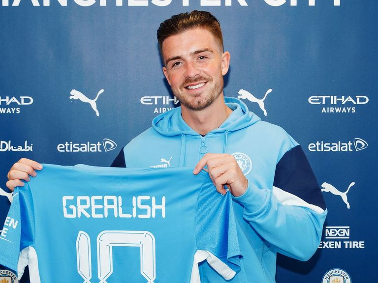 جاك جريليش كريستيانو رونالدو وليونيل ميسي