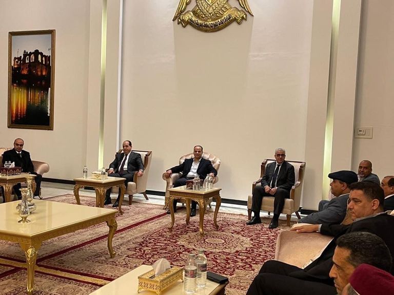 اجتماع مرشحين رئاسيين وسياسيين بمقر قيادة الجيش ببنغازي 