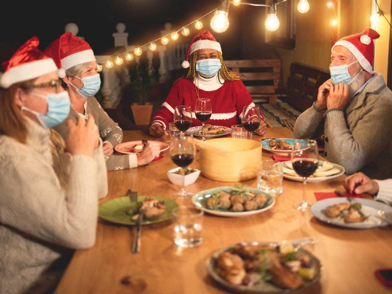 نصائح لقضاء عيد ميلاد آمن في ظل كوفيد-19
