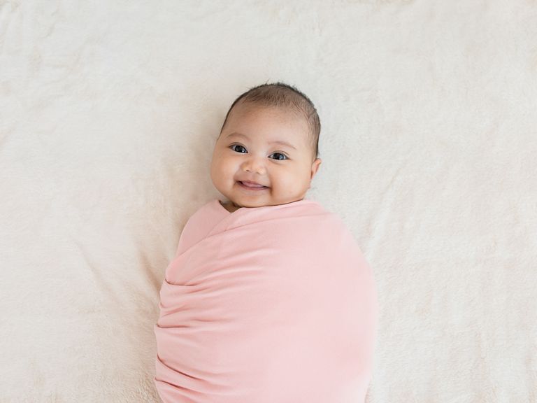 طفل حديث الولادة