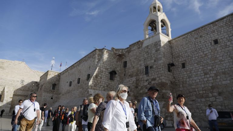 آثار أوميكرون تخيم على بيت لحم- أرشيفية