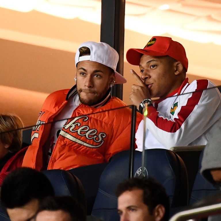 كليان مبابي نجم باريس سان جيرمان الفرنسي