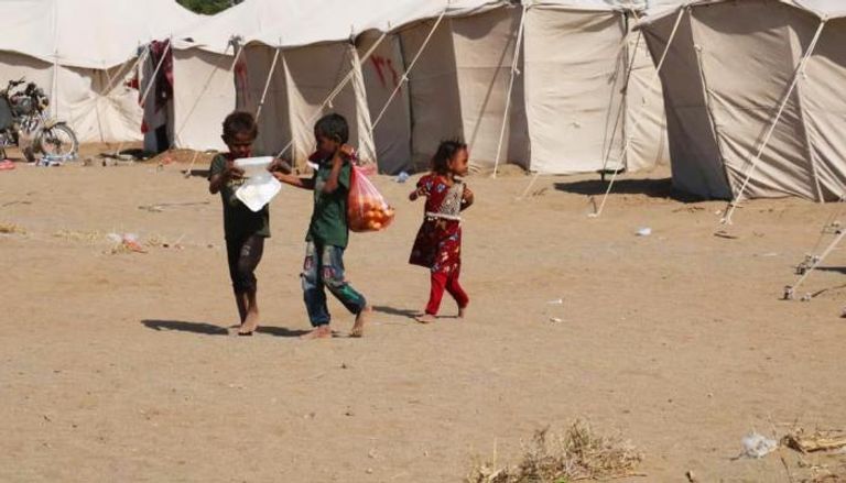 أطفال في أحد مخيمات النازحين في اليمن (أرشيفية)