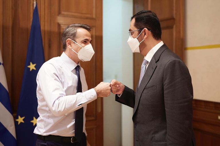 جانب من لقاء الدكتور سلطان بن أحمد الجابر مع رئيس وزراء اليونان