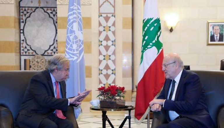 الأمين العام للأمم المتحدة خلال اجتماع مع رئيس الوزراء اللبناني - رويترز