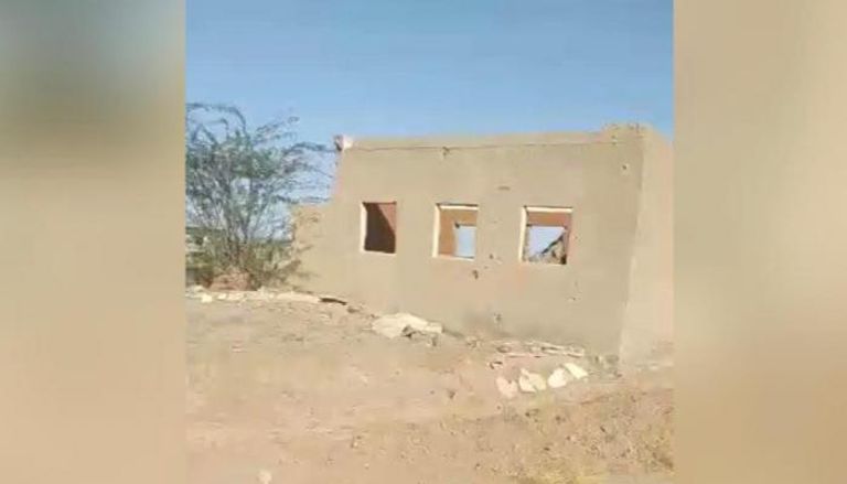 منزل حوله الحوثي لمترس للقتال في القضيبة جنوبي الحديدة