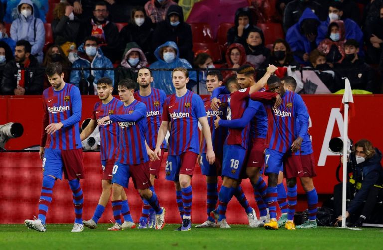 تشافي هيرنانديز مدرب برشلونة