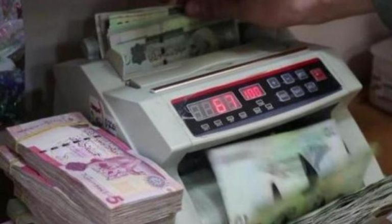 تباين أسعار العملات في ليبيا