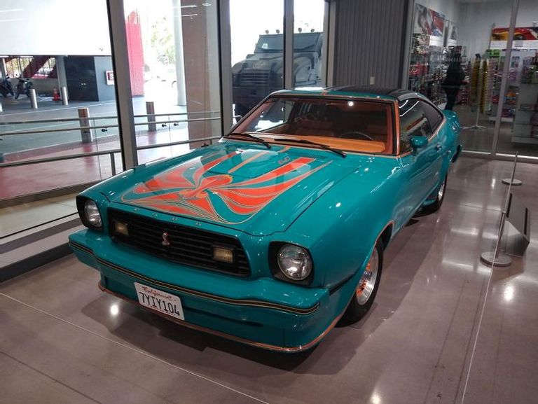 هيونداي Veloster 