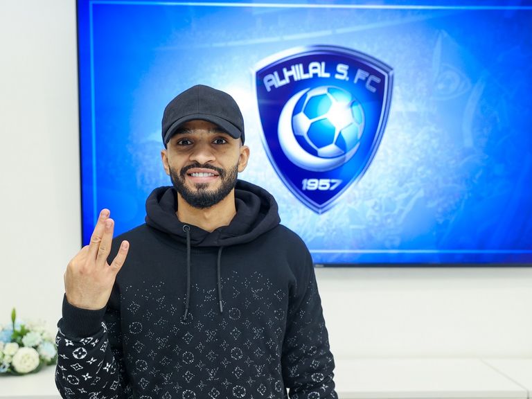 محمد البريك جدد عقده مع الهلال السعودي الهلال السعودي يجدد عقد محمد البريك