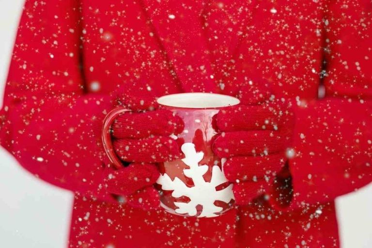 الملابس الحمراء طقس أساسي في ليلة رأس السنة