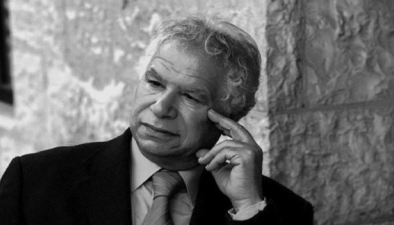 أسطورة التقديم والمذيع الأمريكي الأشهر لاري كينج