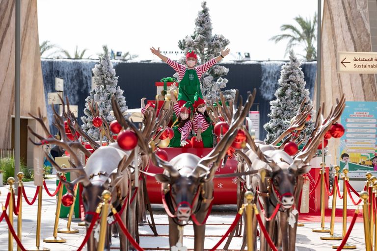 احتفالات إكسبو 2020 بعيد الميلاد