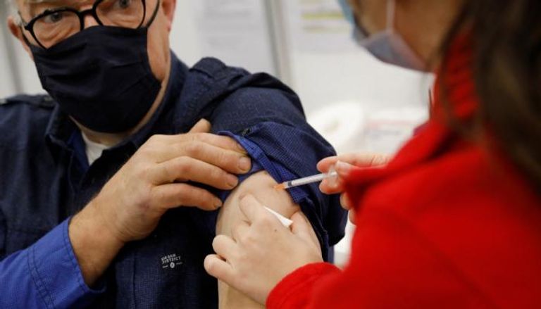 التطعيم ضد كورونا في فرنسا