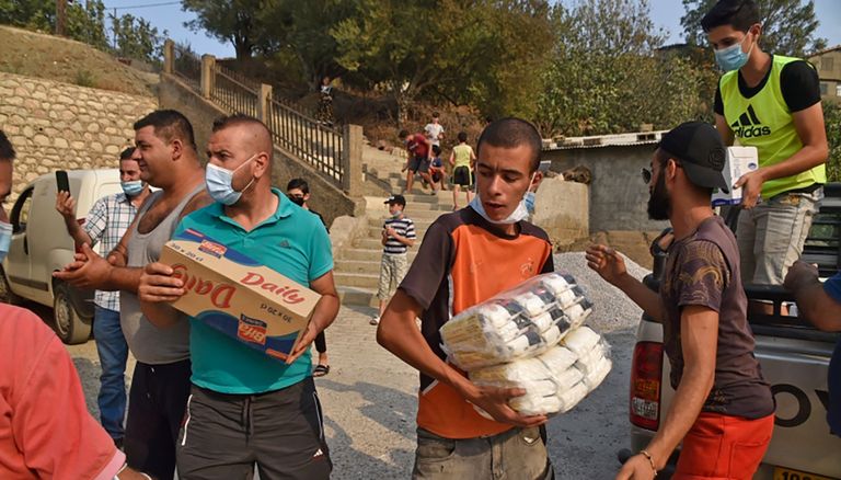 ملحمة تضامن الجزائريين خلال موجة الحرائق حرائق الغابات التي ضربت الجزائر في 2021 - أرشيفية