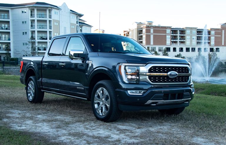 شاحنة Ford F-150 شاحنة Ram 1500
