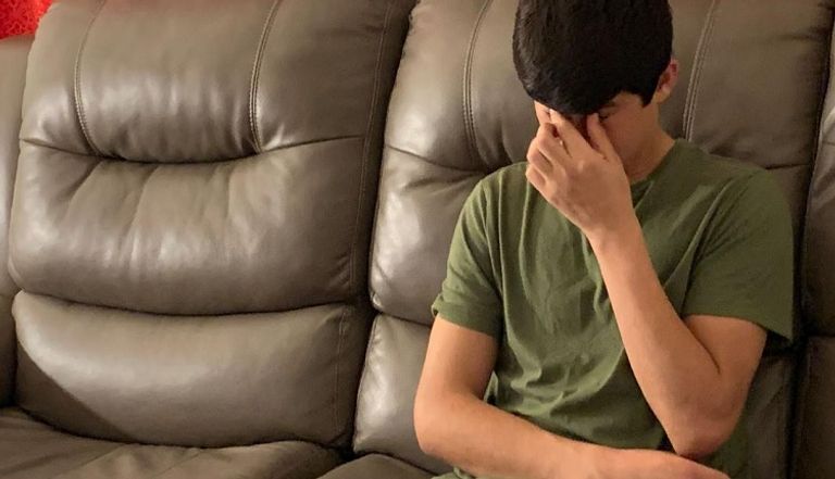 لحظة إجلاء طفل أفغاني