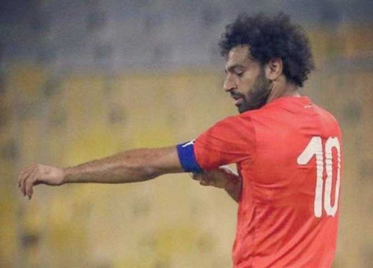 محمد صلاح قائد منتخب مصر عمرو السولية لاعب الأهلي المصري