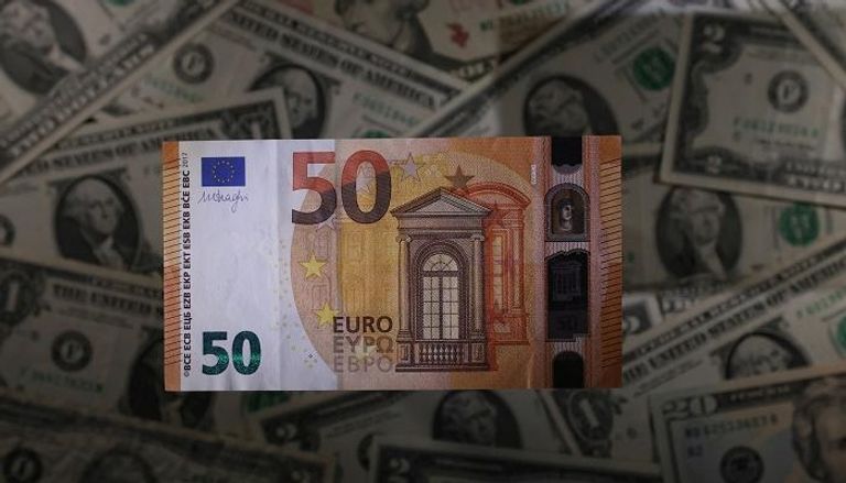 اليورو لا يزال يحلم بمنافسة الدولار