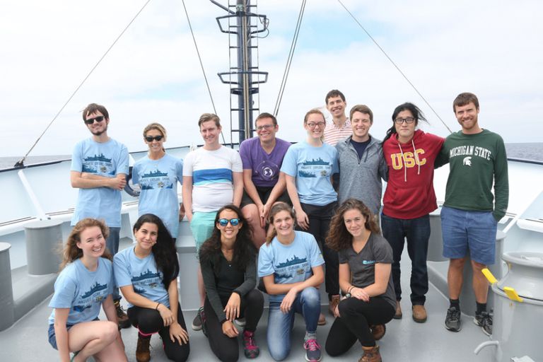 أحد الباحثين المشاركين في إعداد الأطلس