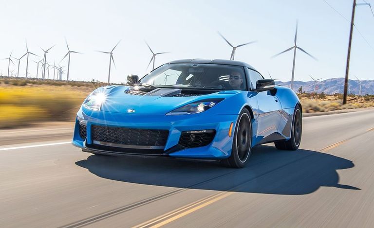 طراز Lotus Evora GT طراز BMW M2