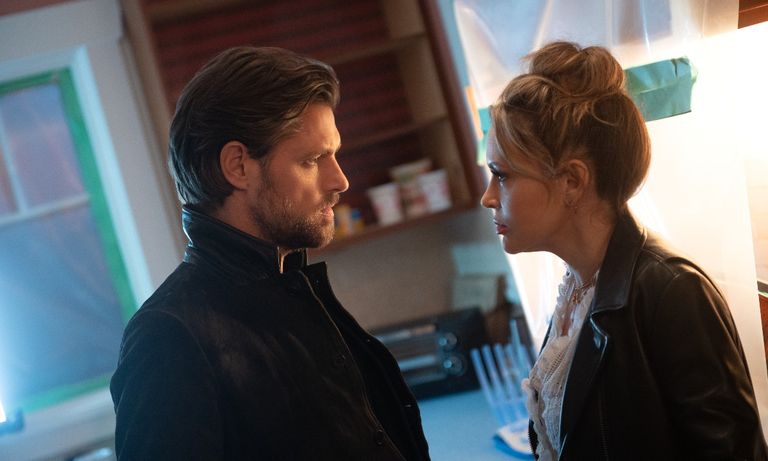 مشهد من فيلم "ذا رويال تريتمنت"