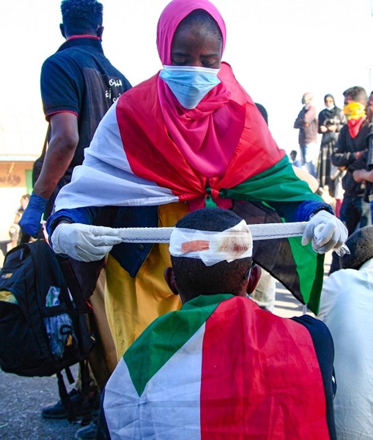 النساء يشكلن عنصرا فاعلا في تظاهرات السودان