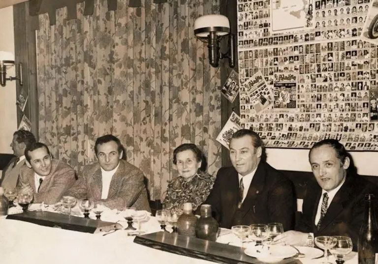 الأخوان بانيني على اليمين ألبومات بانيني