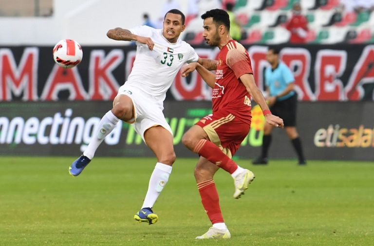الشارقة والإمارات في الدوري الإماراتي