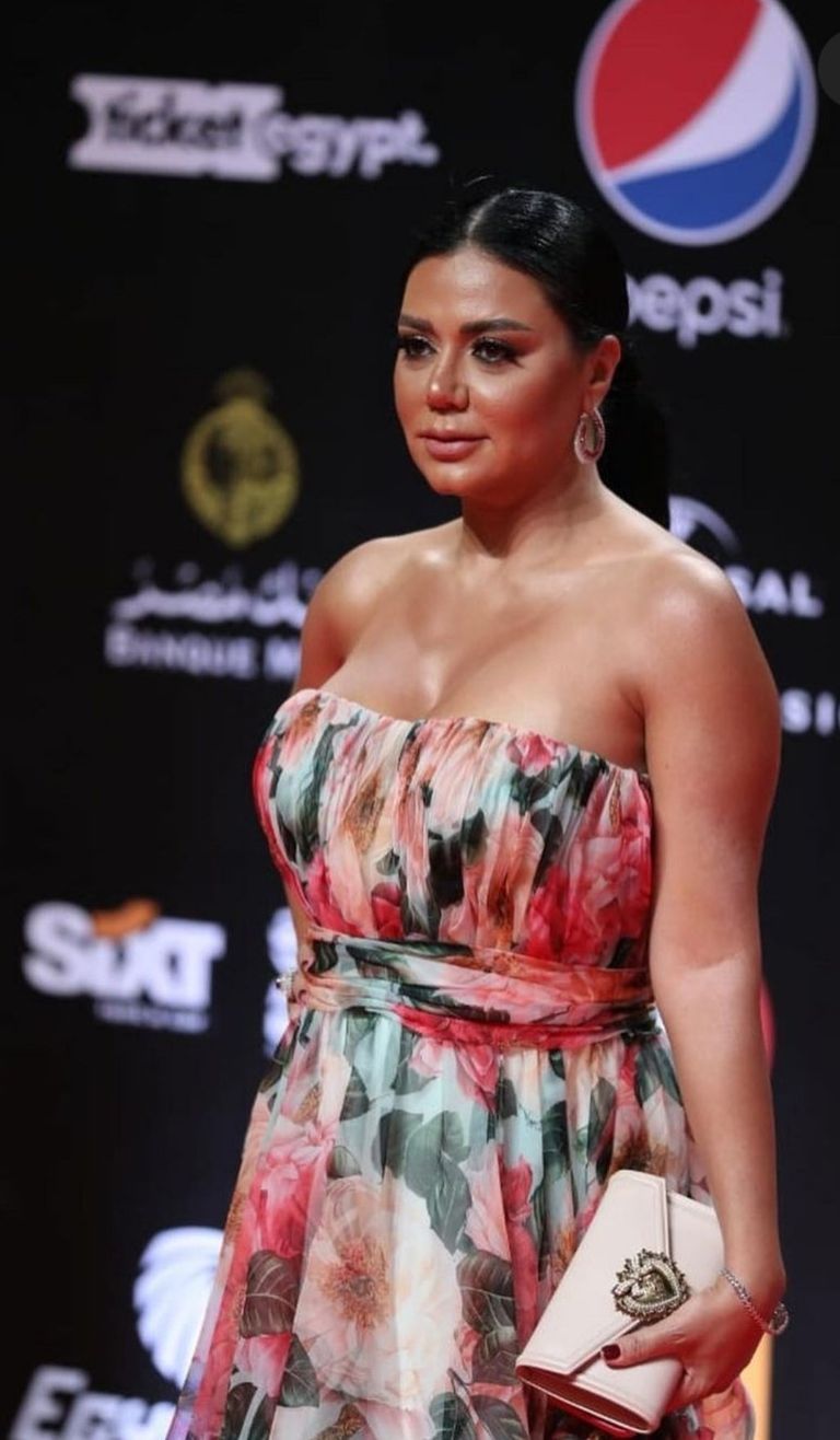 النجمة اللبنانية هيفاء وهبي