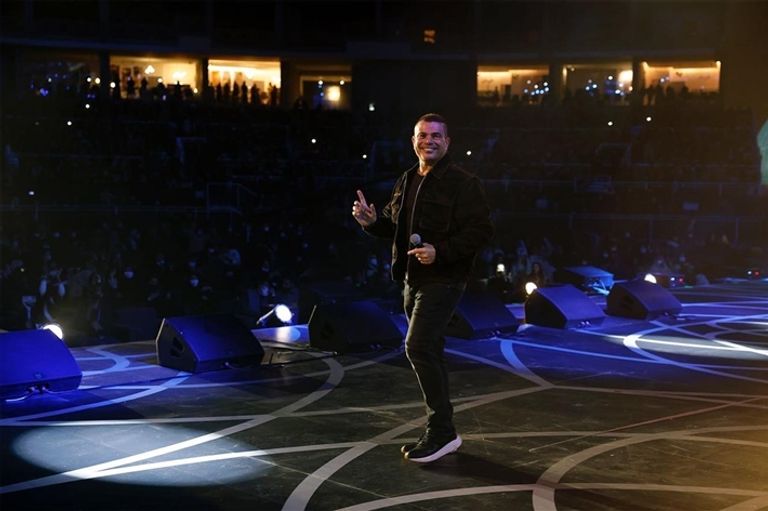 عمرو دياب في حفل الرياض