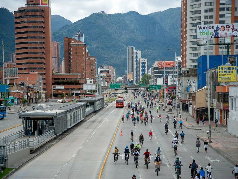 قيادة الدراجات الهوائية في بوجوتا