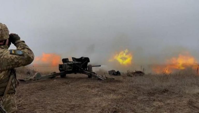 مناورات بالمدفعية للجيش الأوكراني- رويترز