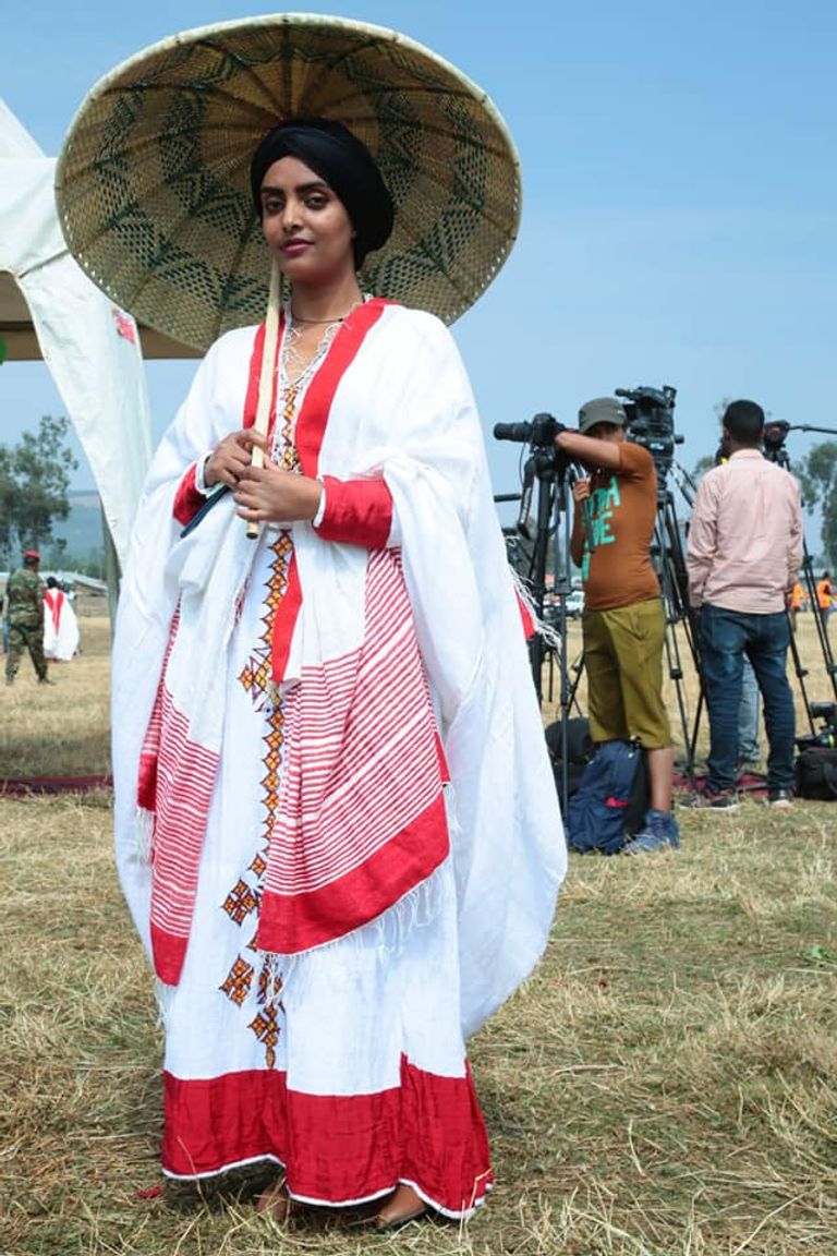 مشهد من احتفالات الفروسية لقومية أوي 