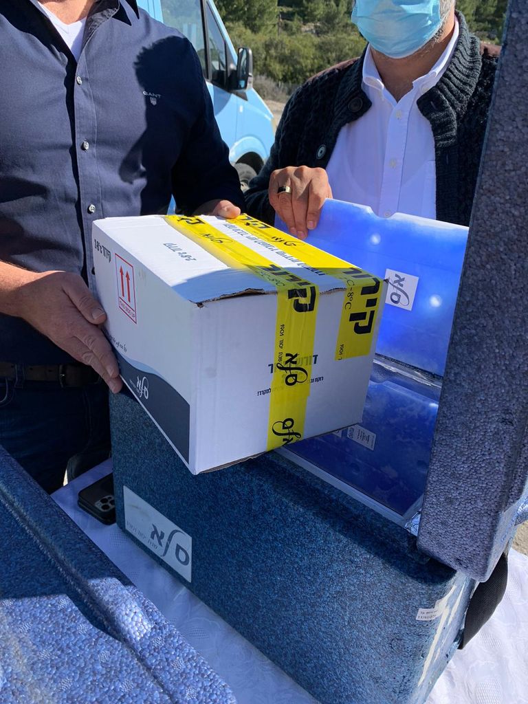 2000 جرعة لقاح ضد كورونا من إسرائيل لفلسطين