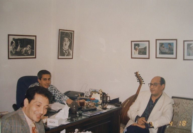 محمد عبدالنبي مع المطرب علي الحجار